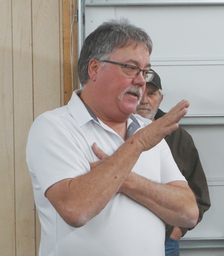 Rodeo clown Heaton receives new exhibit at Stevens County museum